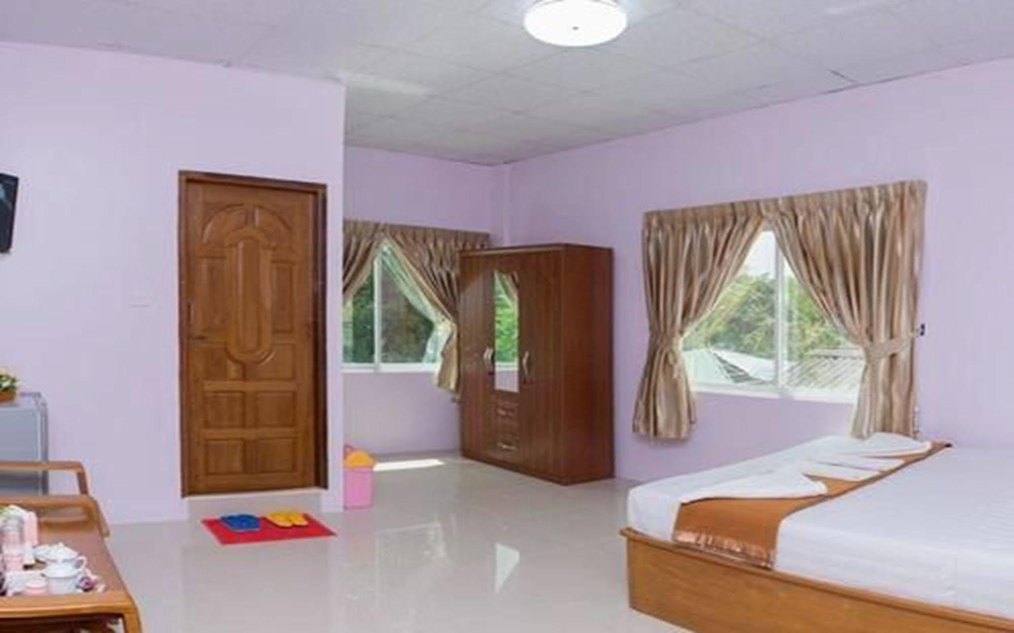 Aung Tha Pyay Hotel 3 Yangon Luaran gambar
